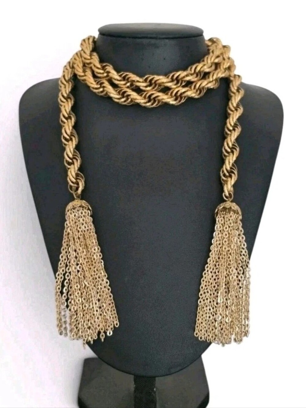 Vintage Etched Textured Twisted Chain Lariat Sautoir Necklace Tassel Fringe 44"